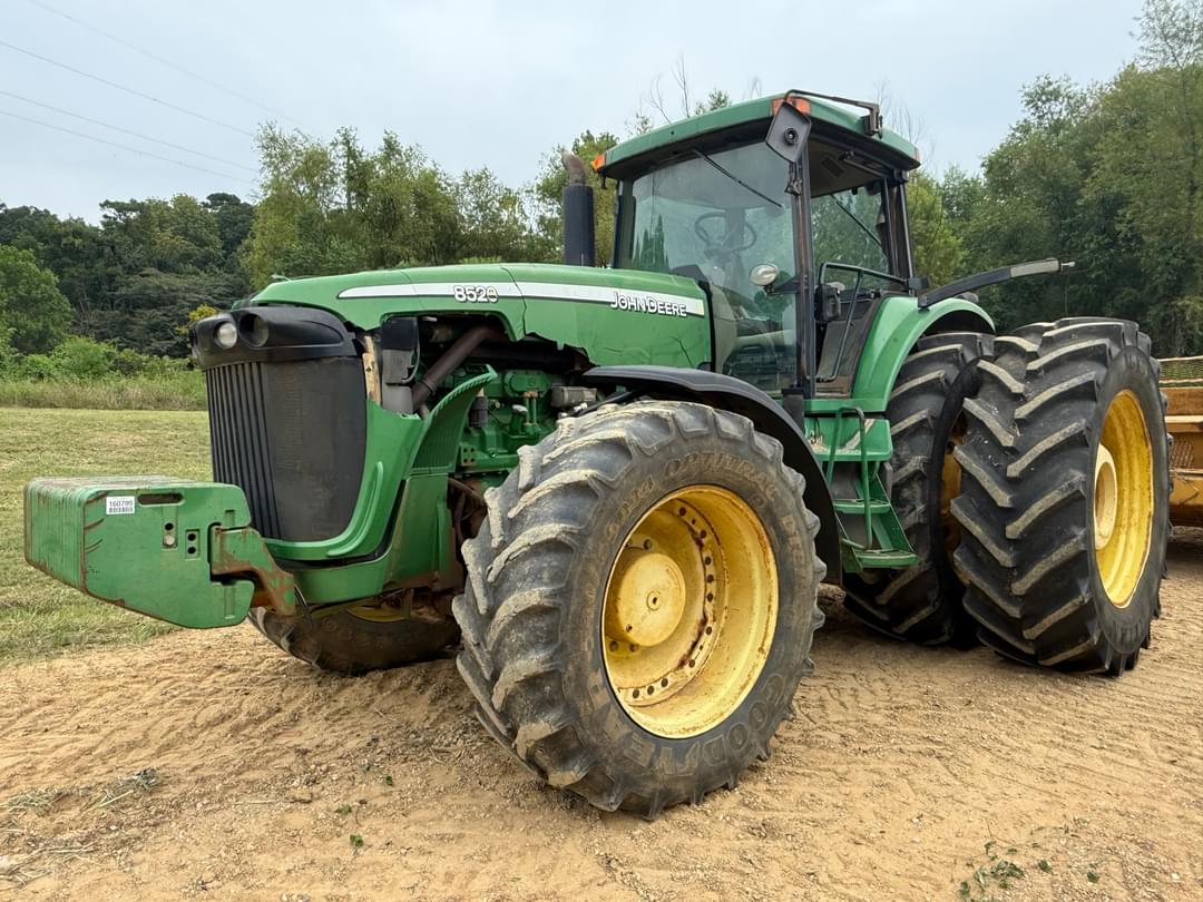 Image of John Deere 8520 Primary image