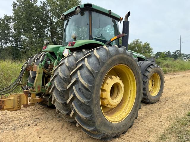 Image of John Deere 8520 equipment image 4