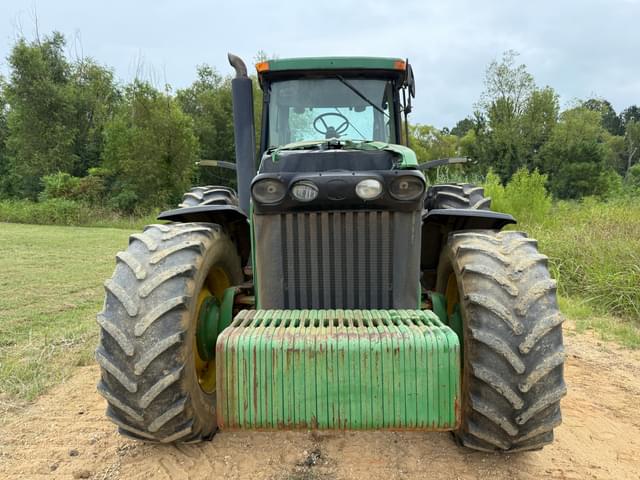 Image of John Deere 8520 equipment image 1
