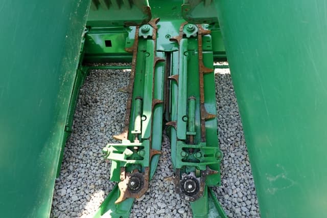 Image of John Deere 893 equipment image 1