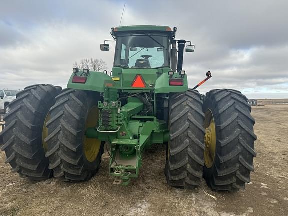 Image of John Deere 9220 equipment image 3