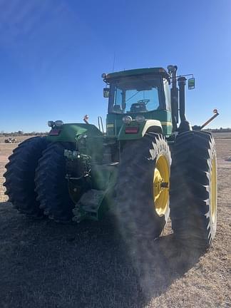 Image of John Deere 9220 equipment image 2