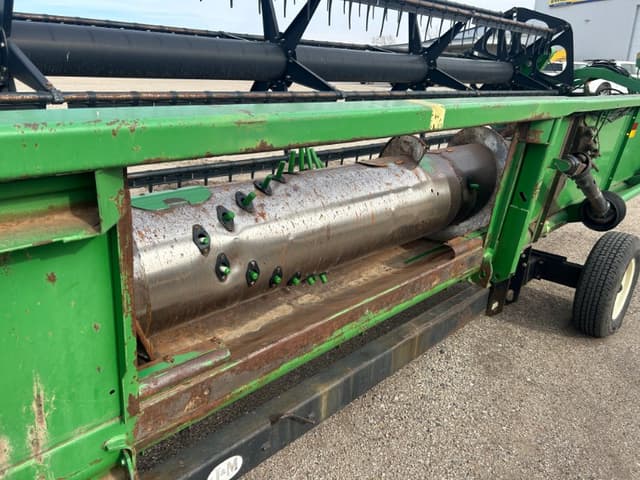 Image of John Deere 925F equipment image 4