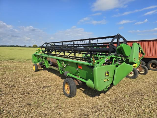 Image of John Deere 925F equipment image 3