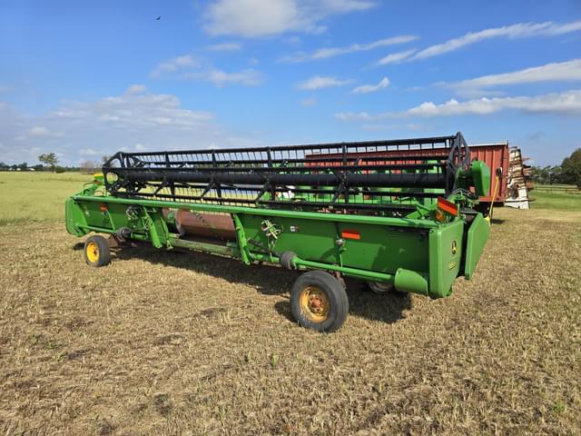 Image of John Deere 925F equipment image 2