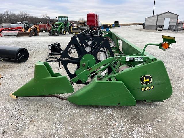 Image of John Deere 925F equipment image 2