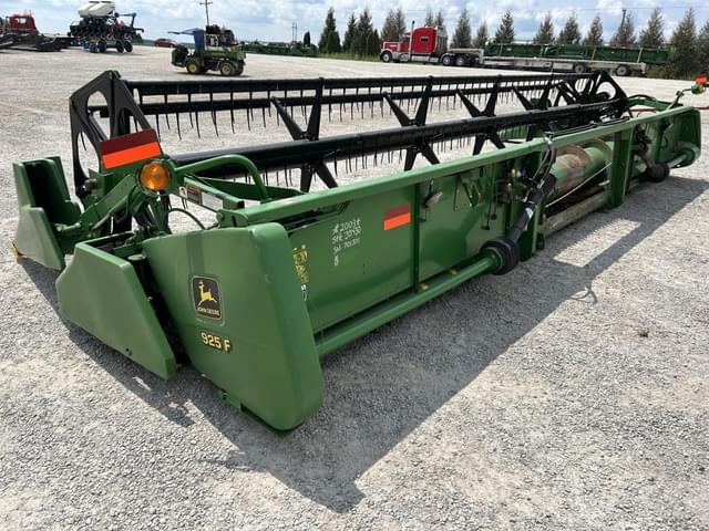 Image of John Deere 925F equipment image 4