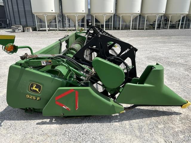 Image of John Deere 925F equipment image 3