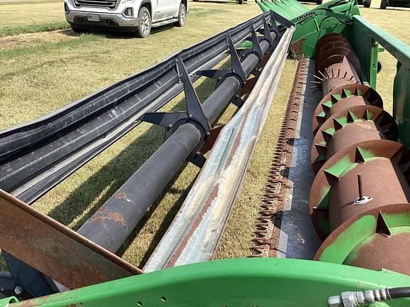 Image of John Deere 925R equipment image 3