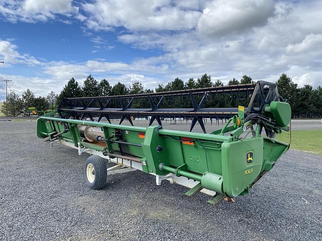Image of John Deere 930R equipment image 2