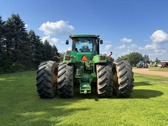Image of John Deere 9320 equipment image 4