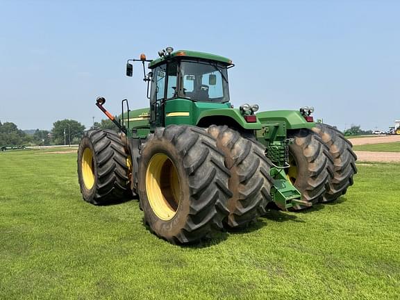 Image of John Deere 9320 equipment image 4