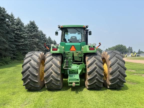 Image of John Deere 9320 equipment image 2