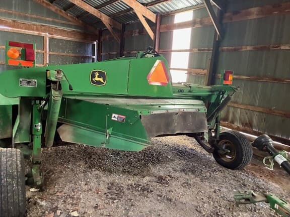 Image of John Deere 946 equipment image 4