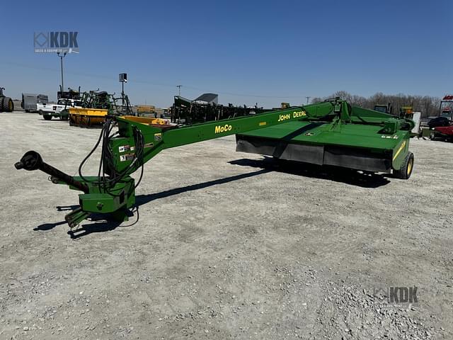 Image of John Deere 946 equipment image 2