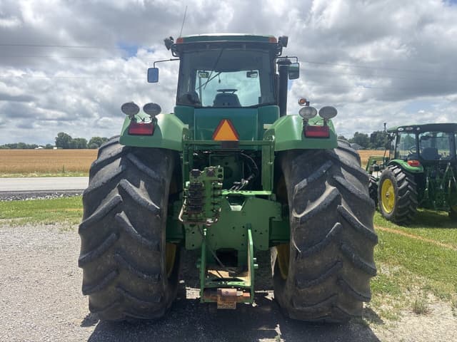 Image of John Deere 9520 equipment image 3