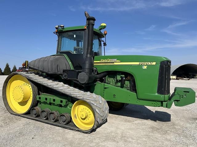 Image of John Deere 9520T equipment image 1