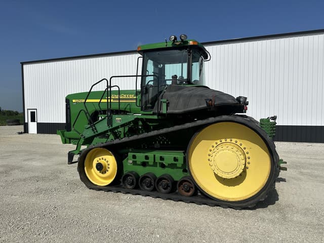 Image of John Deere 9520T equipment image 4
