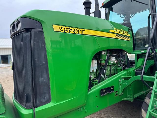 Image of John Deere 9520T equipment image 3