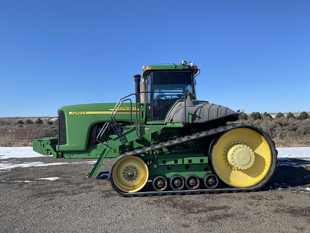 Image of John Deere 9520T equipment image 3