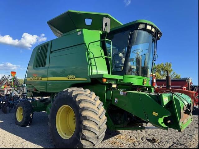 Image of John Deere 9550 equipment image 1