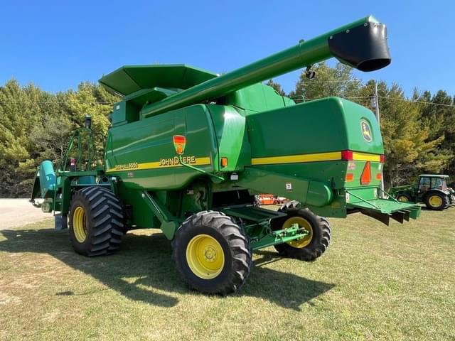 Image of John Deere 9550 equipment image 2