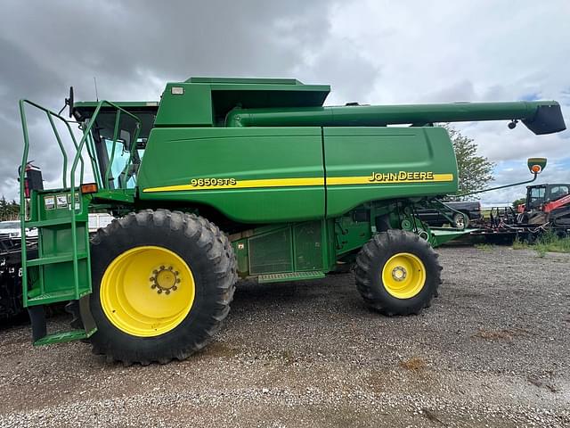 Image of John Deere 9650 STS equipment image 1