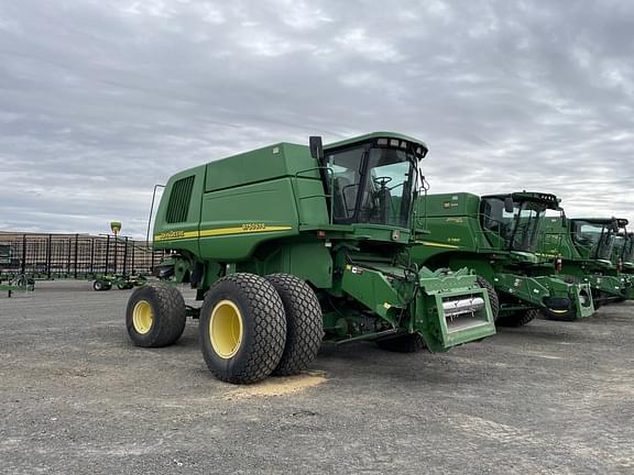 Image of John Deere 9750 STS equipment image 3