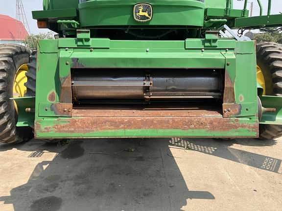 Image of John Deere 9750 STS equipment image 4