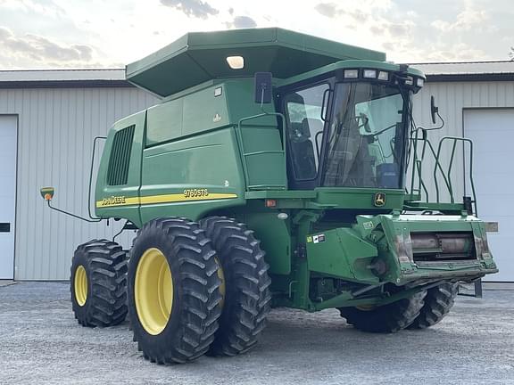 Image of John Deere 9760 STS Primary image