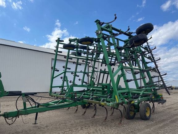 2003 John Deere 980 Equipment Image0