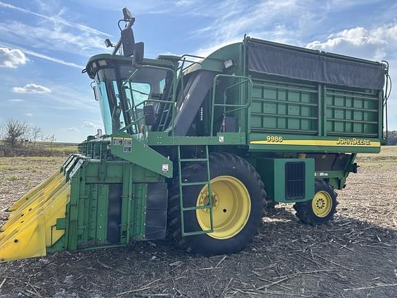 Image of John Deere 9986 equipment image 1