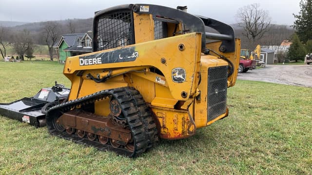 Image of John Deere CT332 equipment image 2