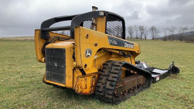 Image of John Deere CT332 equipment image 4