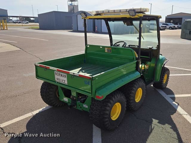 Image of John Deere Gator equipment image 4