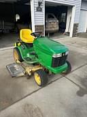 2003 John Deere GT235 Image