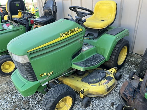 Main image John Deere GX325