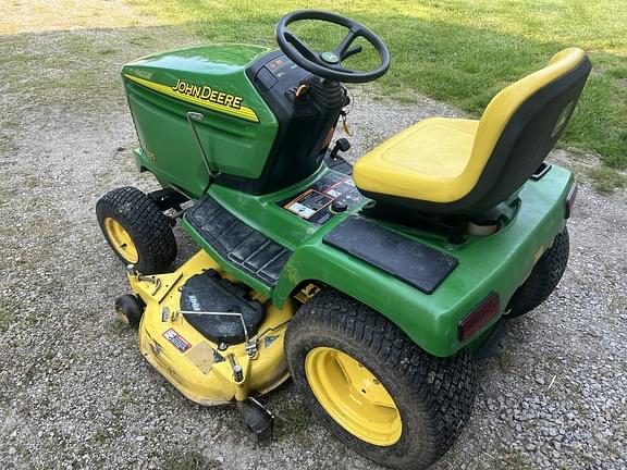 Image of John Deere GX325 equipment image 4
