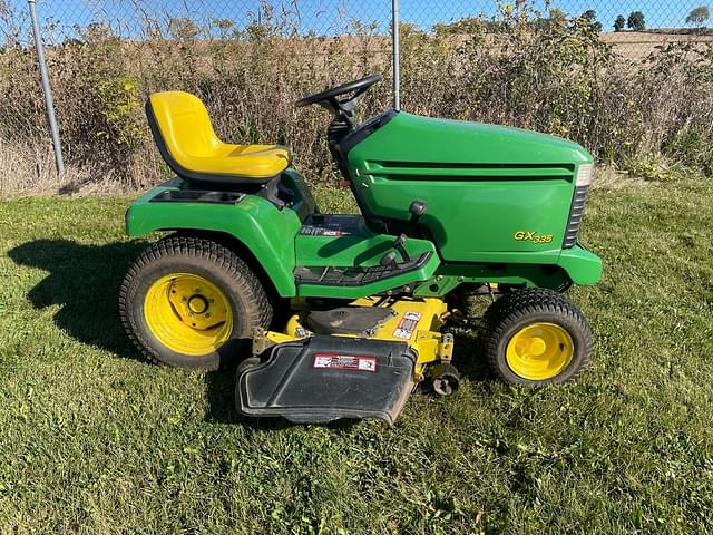 Image of John Deere GX335 equipment image 2