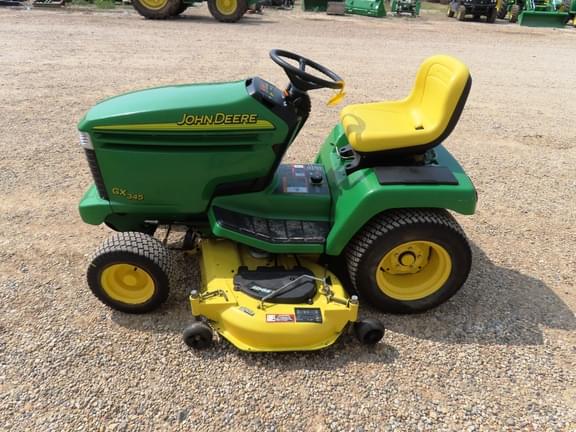 Image of John Deere GX345 equipment image 4