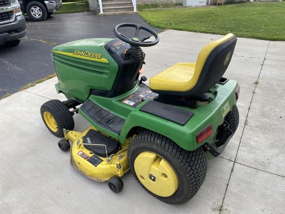 Image of John Deere GX345 equipment image 1