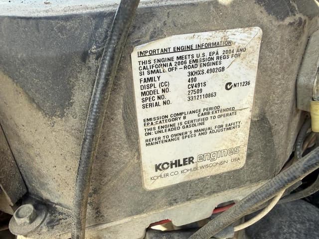 Image of John Deere L100 equipment image 4