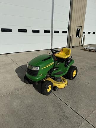 2003 John Deere L110 Equipment Image0