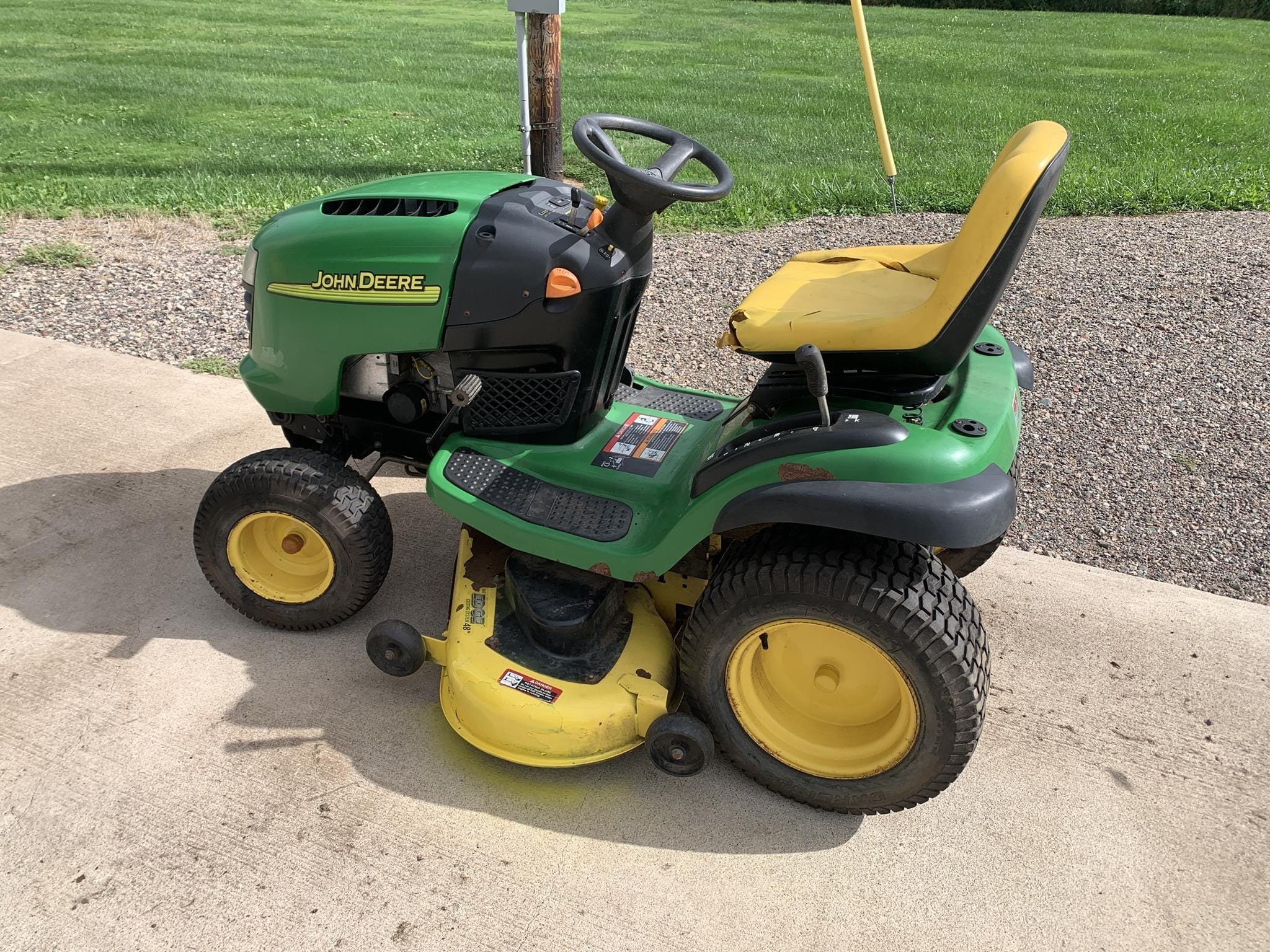 2003 John Deere L120 Equipment Image0