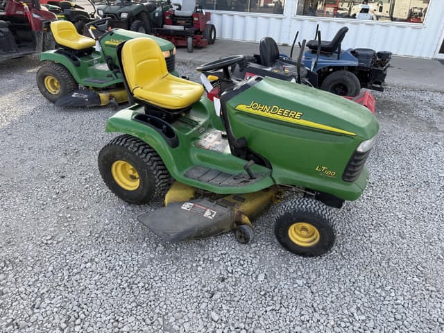 Image of John Deere LT180 equipment image 4