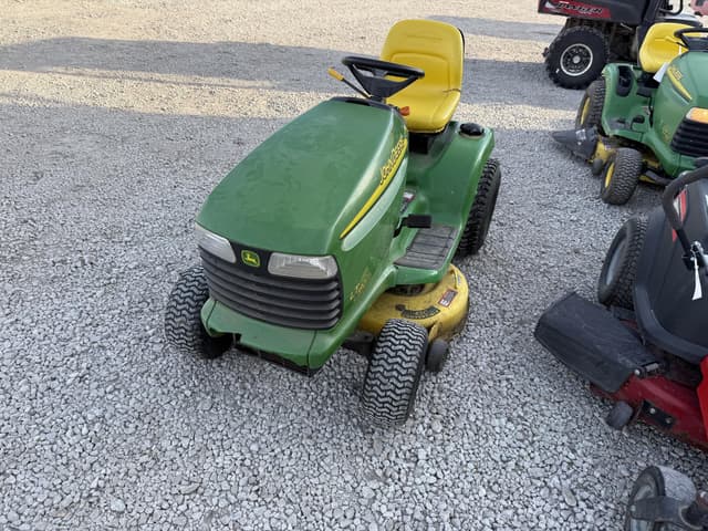 Image of John Deere LT180 equipment image 1