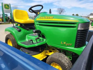 Main image John Deere LX277