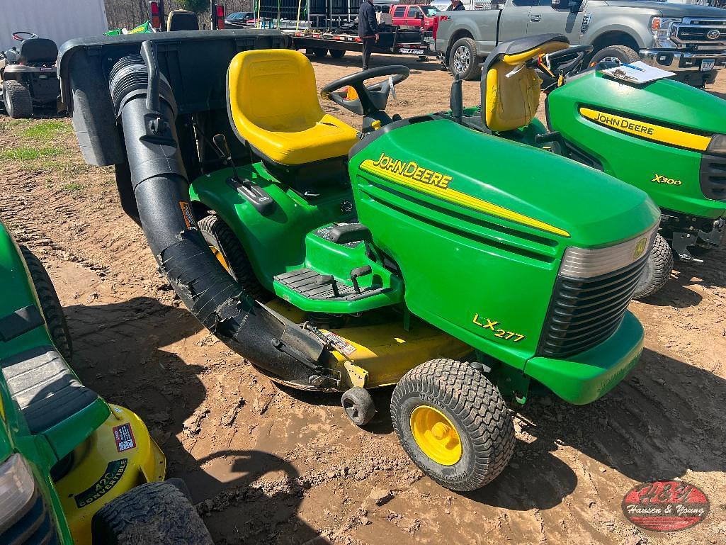 Image of John Deere LX277 Primary image