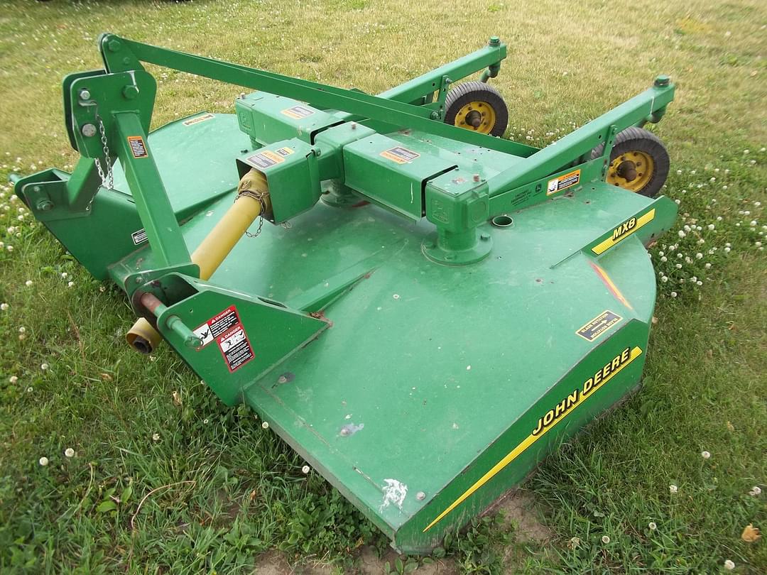 Image of John Deere MX8 Primary image