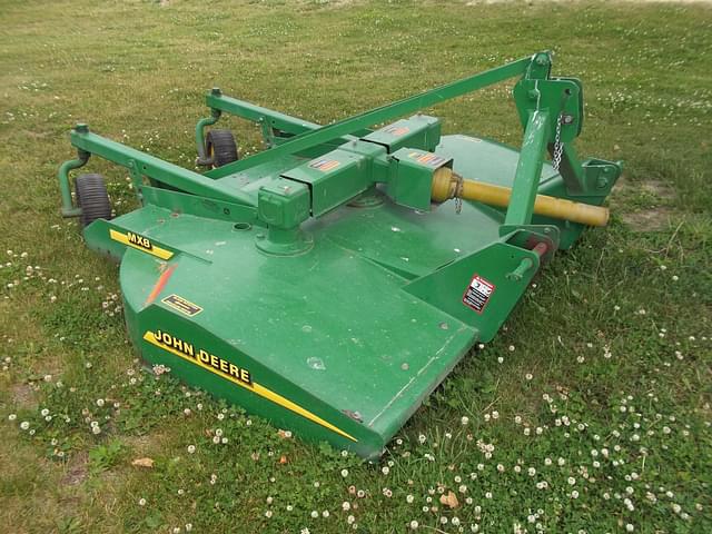 Image of John Deere MX8 equipment image 2
